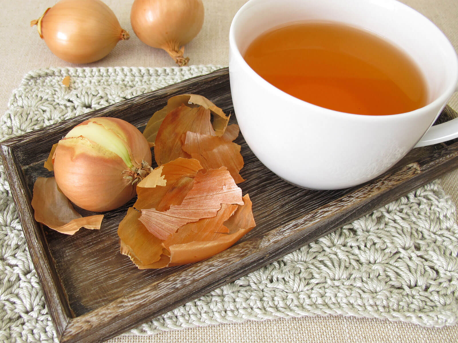 Chá de Cascas de Cebola Para a Tosse